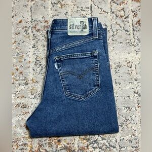 LEVI’S Silvertab Mom jeans size 27 high rise